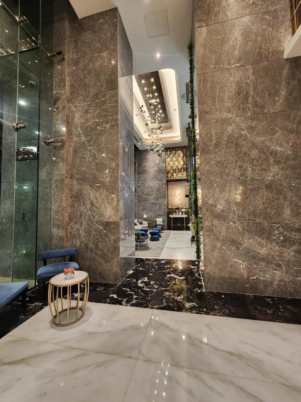 Spacious Comfortable Apartemen South Surabaya Ngoại thất bức ảnh
